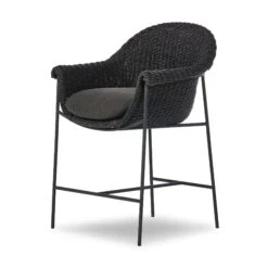 Front Page -Grayson-Living 239965 004 PRM 1