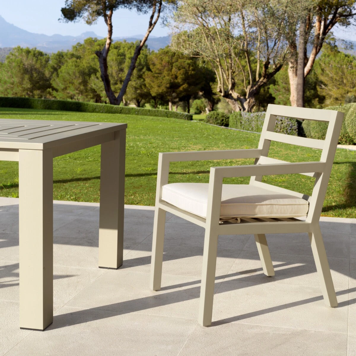 Eichholtz Delta Outdoor Dining Chair 2 Eichholtz Delta Outdoor Dining Chair - Image 2