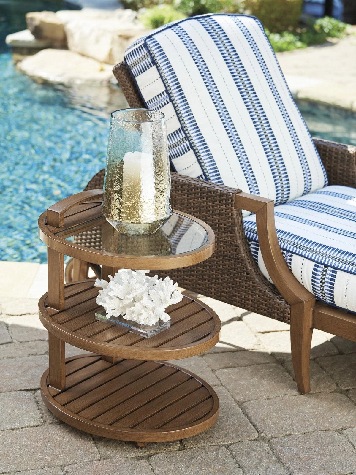 Tommy Bahama Outdoor Harbor Isle Tiered End Table 2 Tommy Bahama Outdoor Harbor Isle Tiered End Table - Image 2