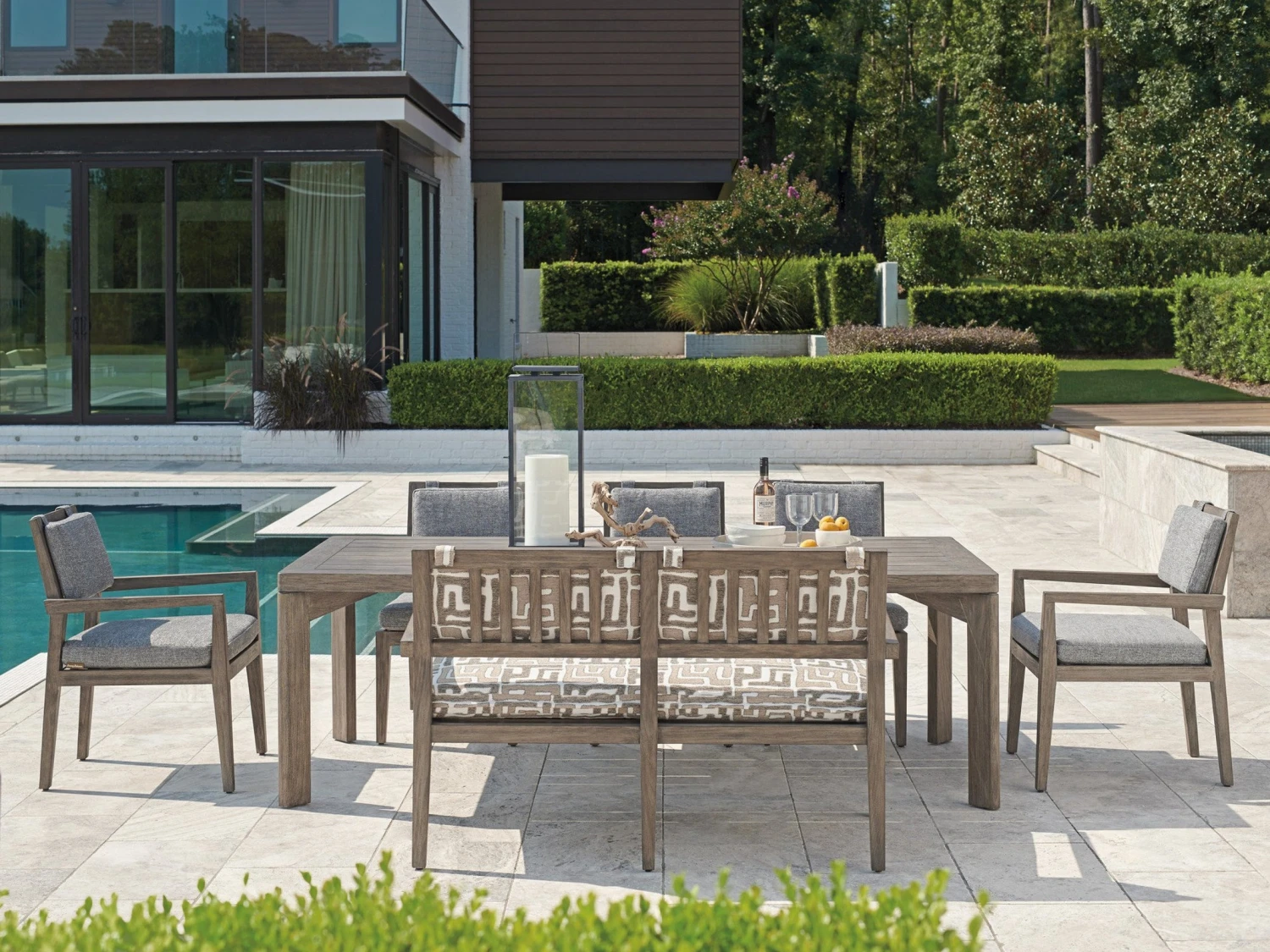 Tommy Bahama Outdoor La Jolla Bench 4 Tommy Bahama Outdoor La Jolla Bench - Image 4