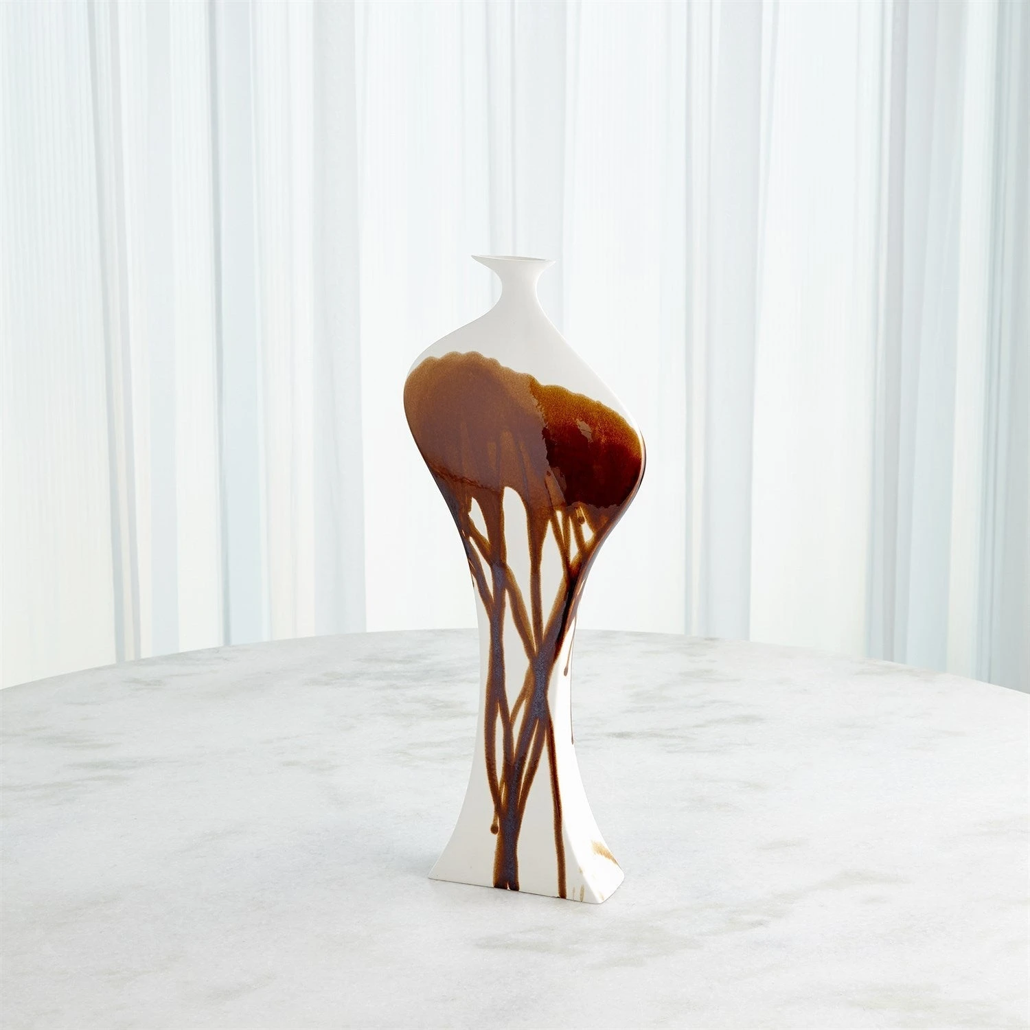 Global Views Curvy Bottle - Garnet Splash 6 Global Views Curvy Bottle - Garnet Splash - Image 6