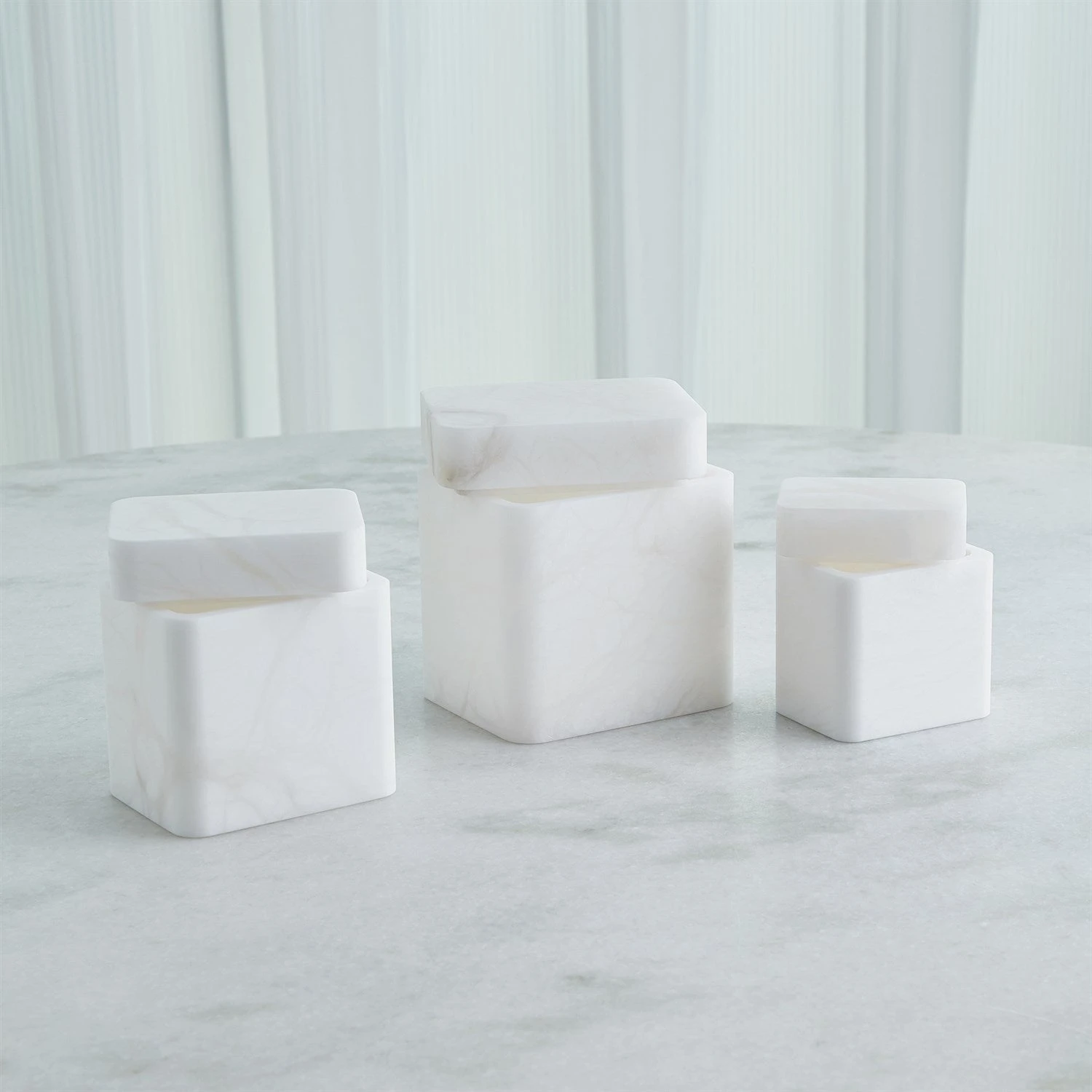 Global Views Raggio Alabaster Box - White 5 Global Views Raggio Alabaster Box - White - Image 5