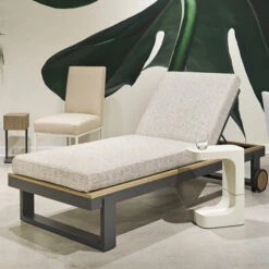 Vanguard Collins Outdoor End Table -Grayson-Living OW109CCL OW523 E1 OW114SWH OW507 E vanguardfurniture 600x600 ad770e47 9205 4afd b70e 1bb55f4af27f