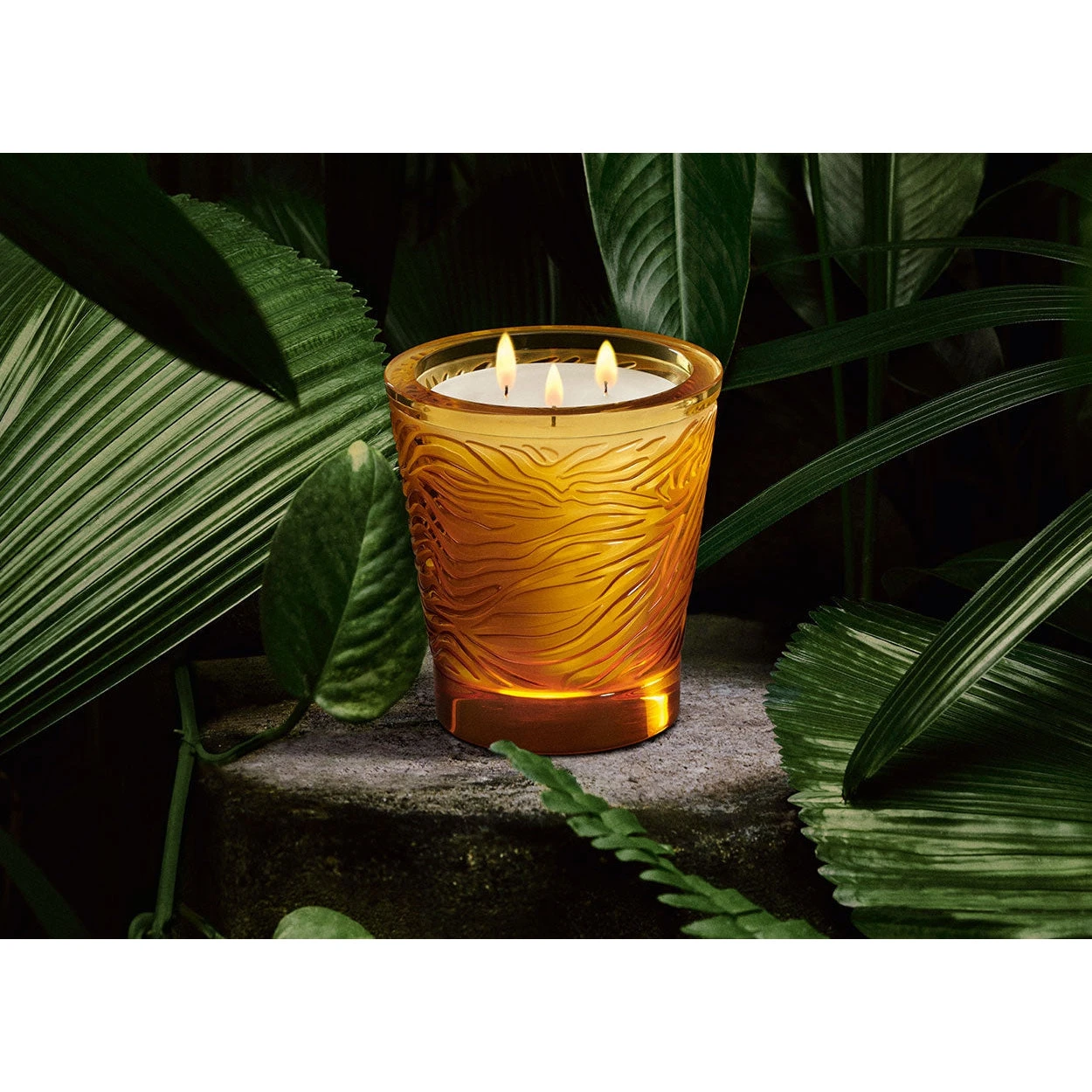Lalique Empreinte Animale Jungle Cryastal Scented Candle 2 Lalique Empreinte Animale Jungle Cryastal Scented Candle - Image 2