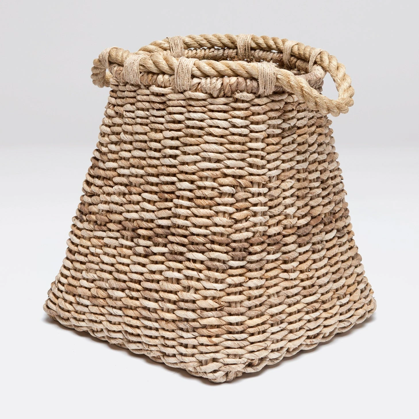 Raylan Volcano Basket 1 Raylan Volcano Basket