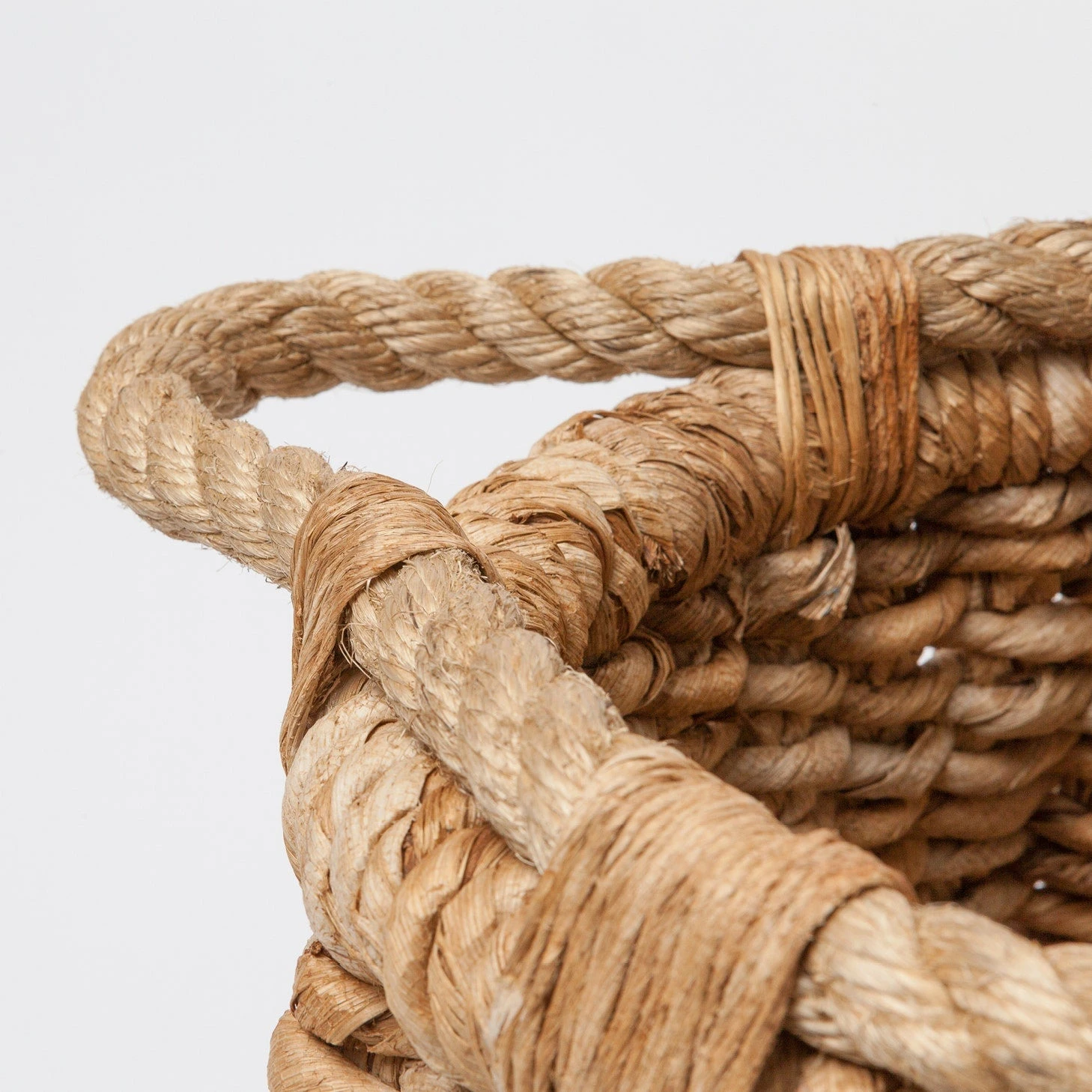 Raylan Volcano Basket 3 Raylan Volcano Basket - Image 3