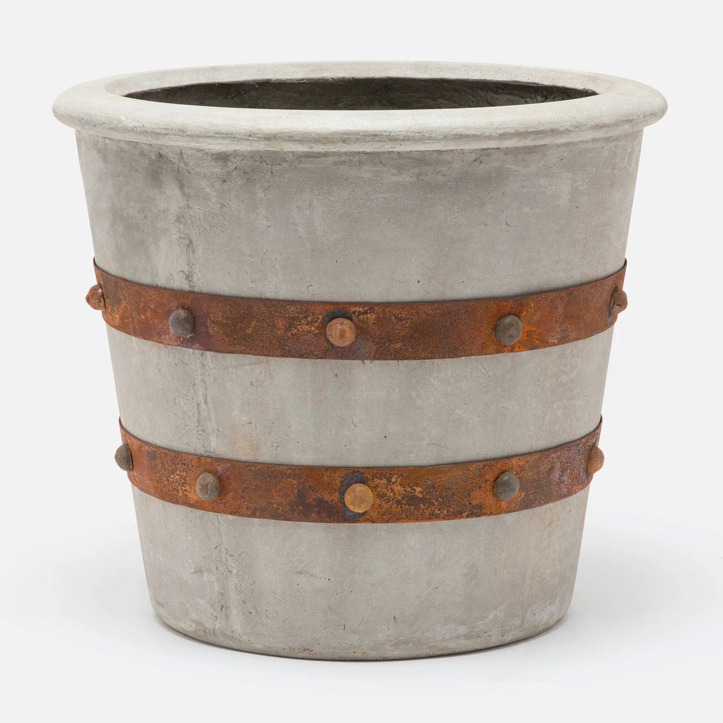 Rorike Lipped Outdoor Concrete Planter 1 Rorike Lipped Outdoor Concrete Planter